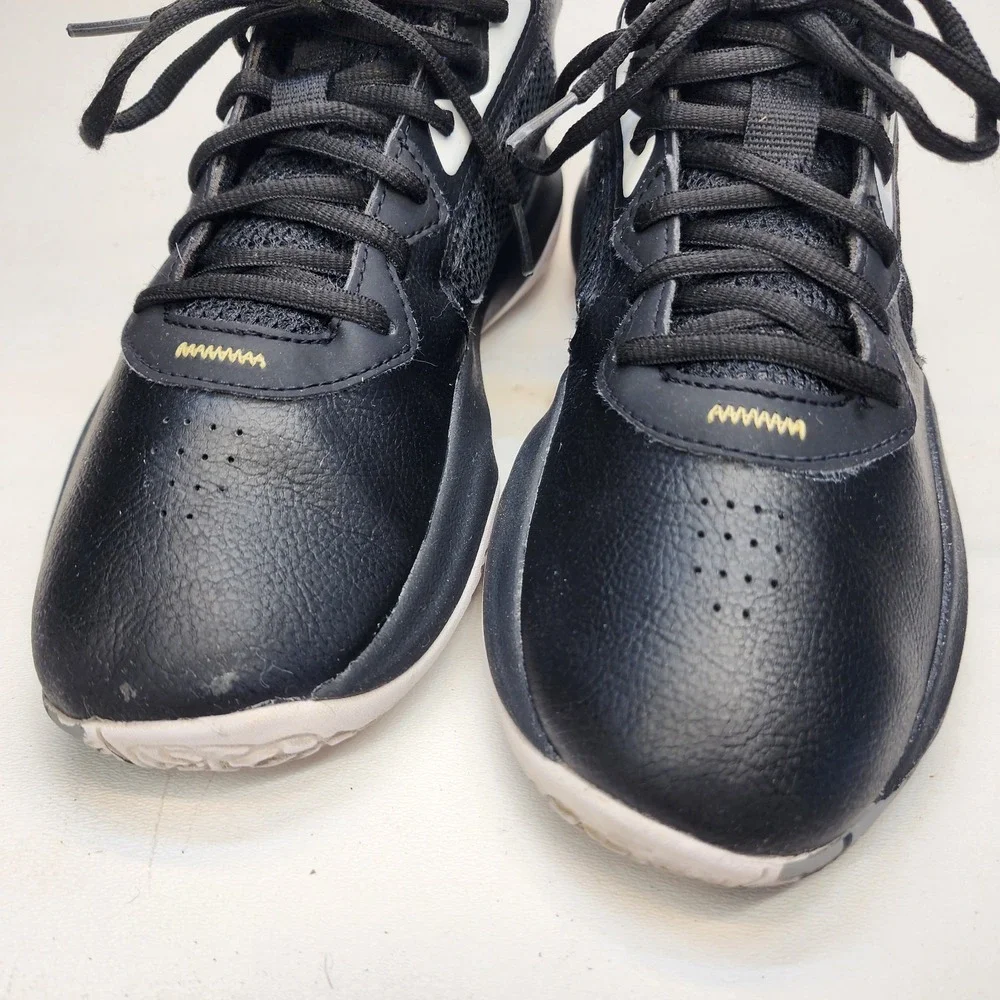 Boys Size 6Y Under Armour Lockdown 6 Basketball Shoes Black